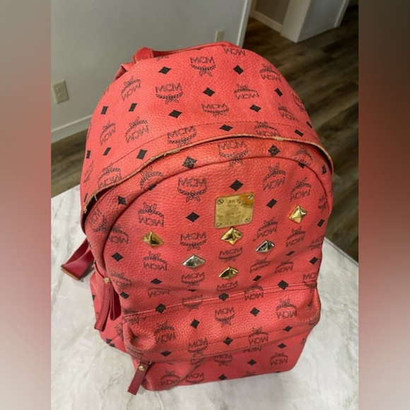 Authentication MCM backpack - Picture 4 of 8